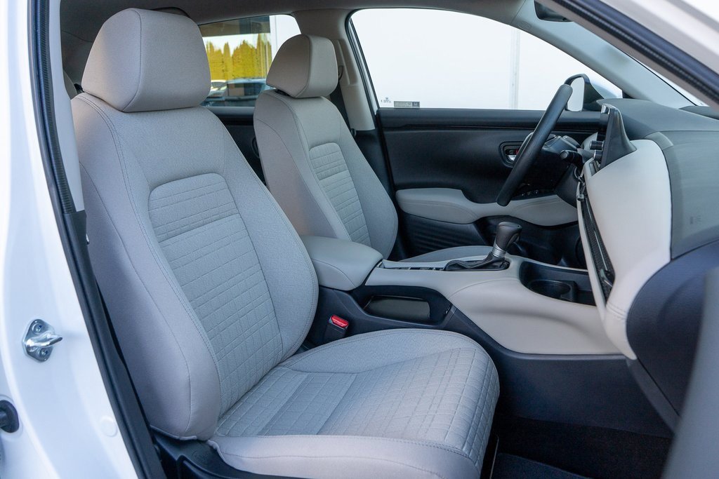 Certified 2025 Honda HR-V LX image 18