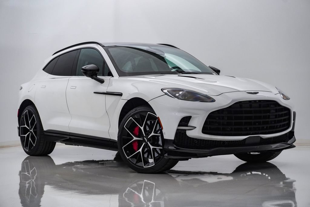 New 2026 Aston Martin DBX 707