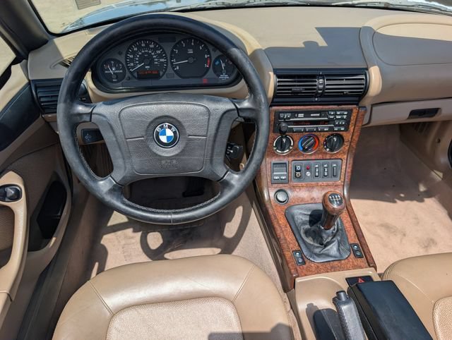Used 1999 BMW Z3 2.5i RWD image 18