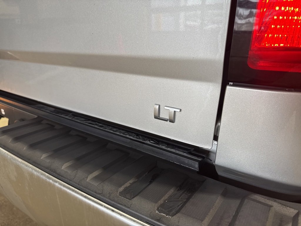 Used 2018 Chevrolet Silverado 1500 LT w/ All Star Edition image 8