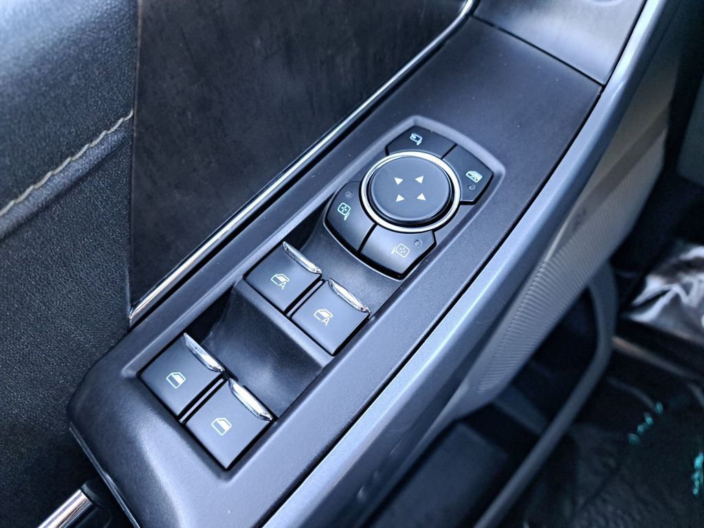 Used 2023 Ford F150 Lariat image 33