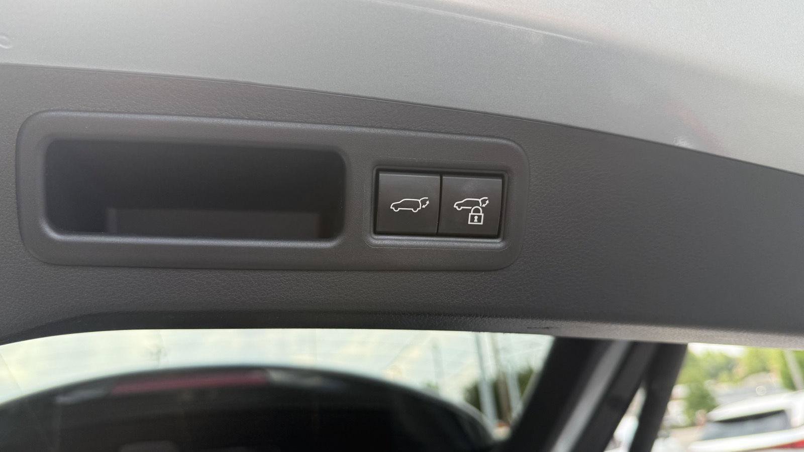 Used 2023 Lexus RX 350 F Sport w/ Cold Area Package AWD/4WD image 31