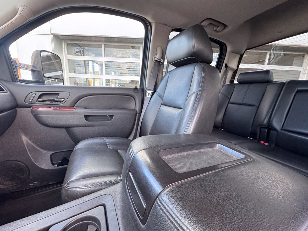 Used 2014 GMC Sierra 2500 SLT w/ SLT Convenience Package AWD/4WD image 31