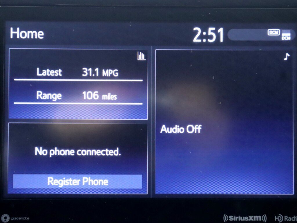 Used 2021 Toyota Highlander LE image 17