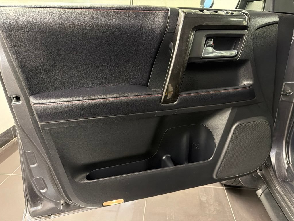 Used 2019 Toyota 4Runner TRD Off-Road Premium AWD/4WD image 29