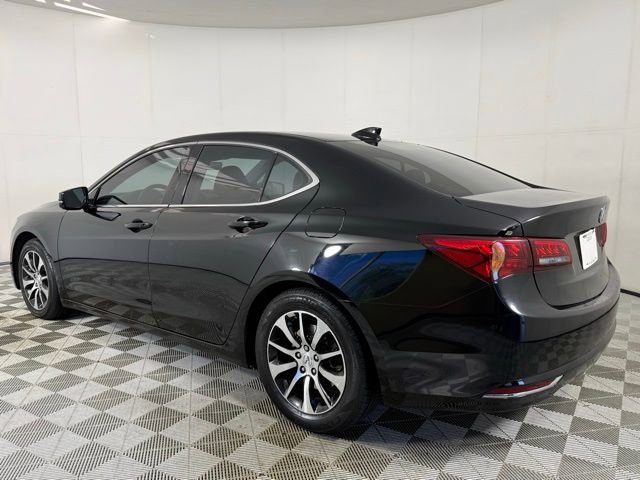 Used 2016 Acura TLX w/ Technology Package FWD image 4