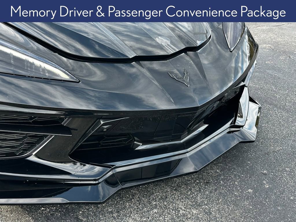 Used 2025 Chevrolet Corvette Stingray Preferred Cpe w/ 2LT image 14