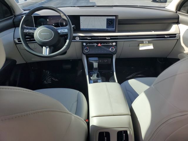 Certified 2025 Hyundai Tucson SEL FWD image 24