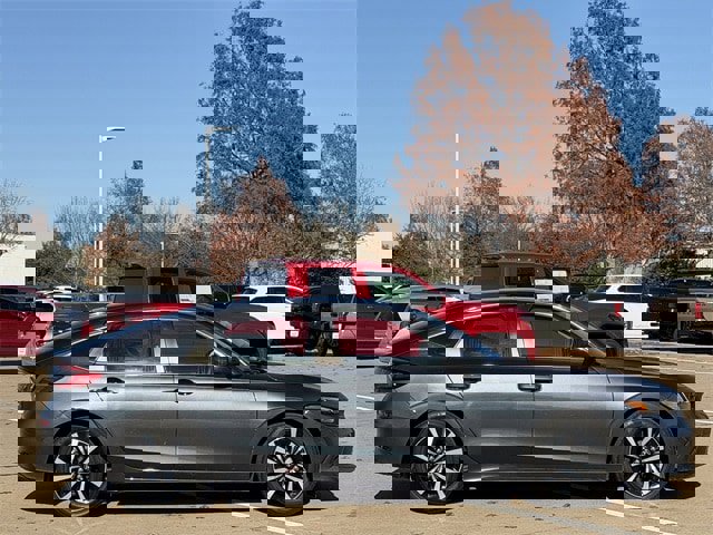 Used 2023 Honda Civic EX-L image 3