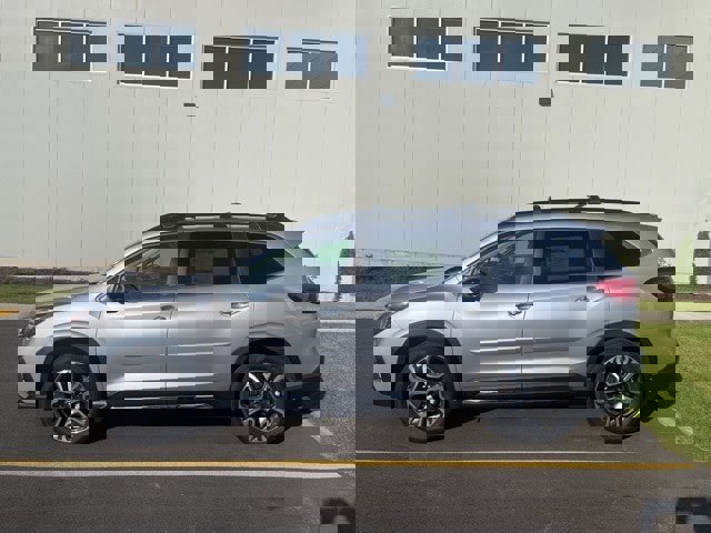 New 2025 Subaru Ascent Touring image 8