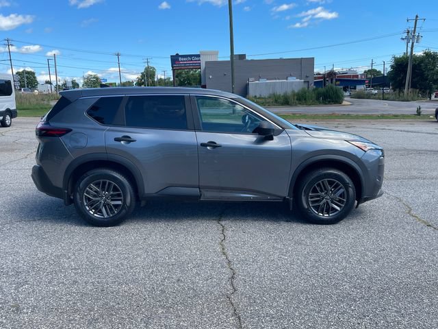 Used 2023 Nissan Rogue S FWD image 5