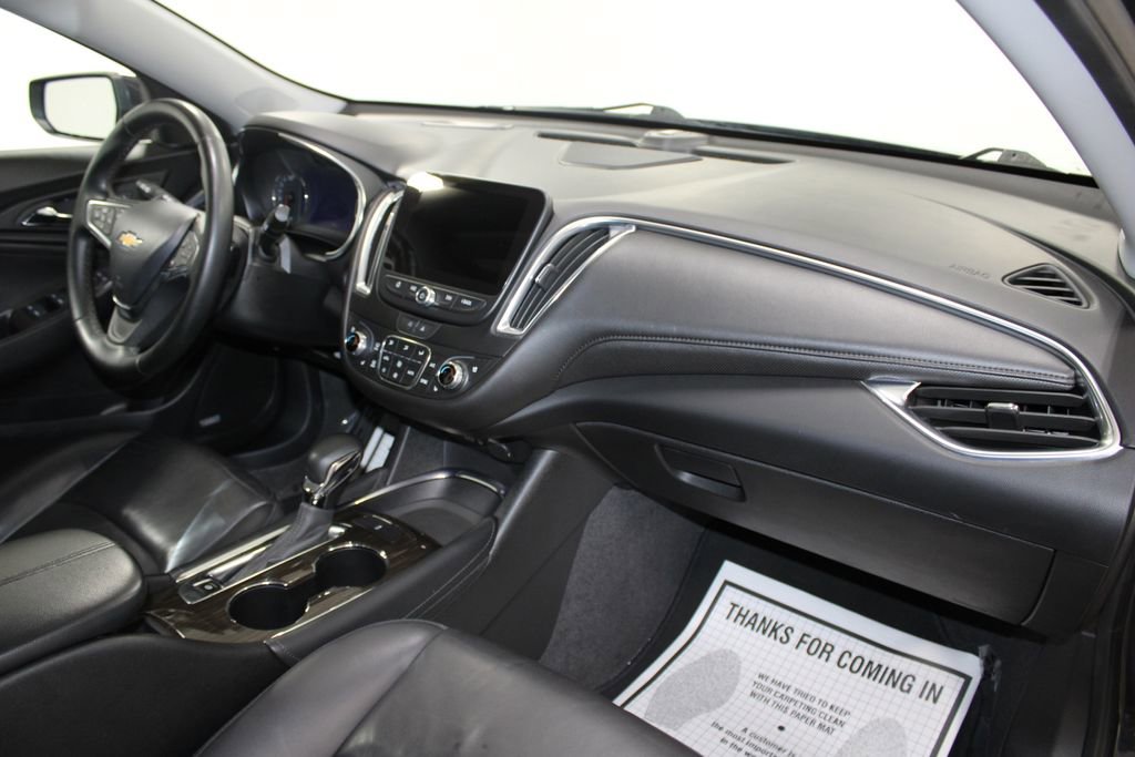 Used 2023 Chevrolet Malibu LT image 29