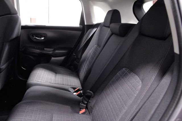 Certified 2023 Honda HR-V LX image 18