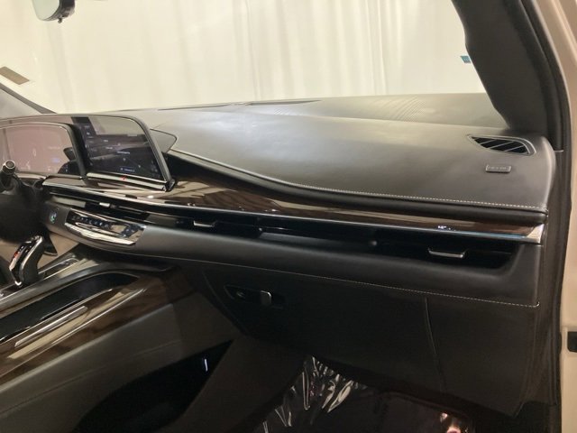 Used 2023 Cadillac Escalade Premium Luxury Platinum image 29
