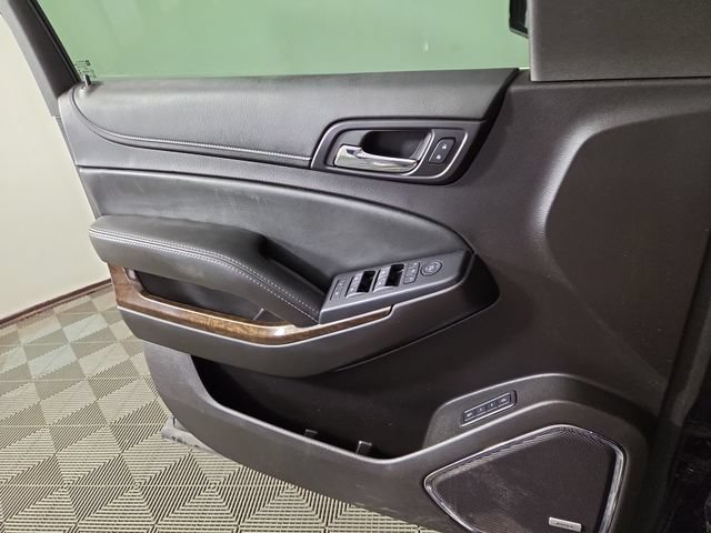 Used 2016 Chevrolet Tahoe LT w/ Luxury Package AWD/4WD image 32