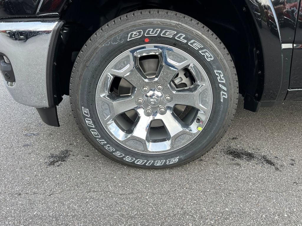 New 2026 RAM 1500 4x4 Crew Cab image 35