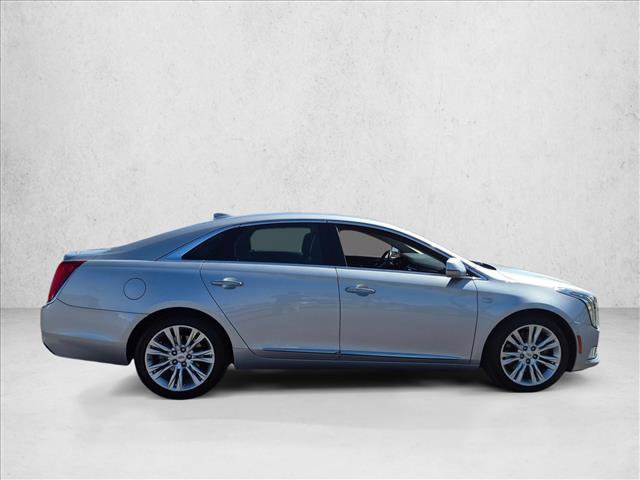 Used 2018 Cadillac XTS Luxury FWD image 4