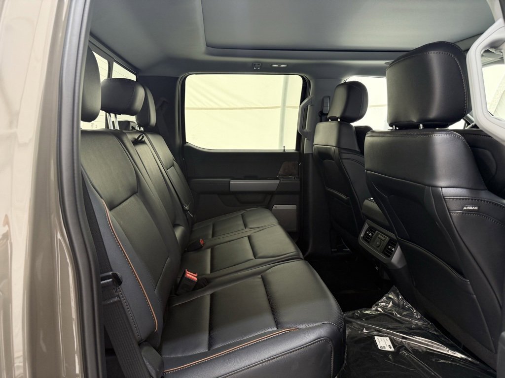 New 2026 Ford F350 4x4 Crew Cab Super Duty image 21