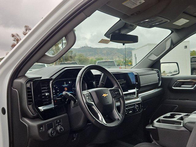 Used 2022 Chevrolet Silverado 1500 LT RWD image 10
