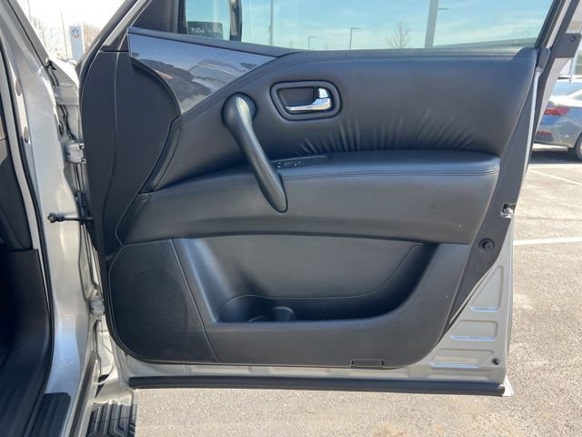 Used 2021 Nissan Armada SV image 35