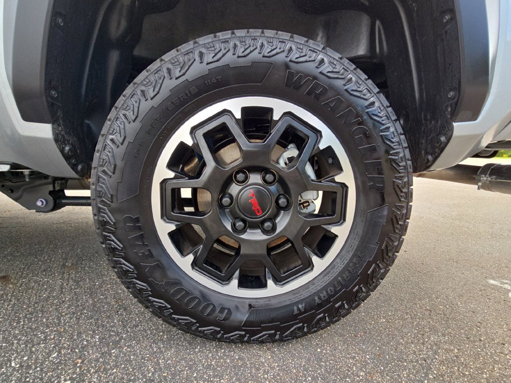 Used 2026 Toyota Tacoma TRD Off-Road w/ TRD Off Road Premium Package AWD/4WD image 36