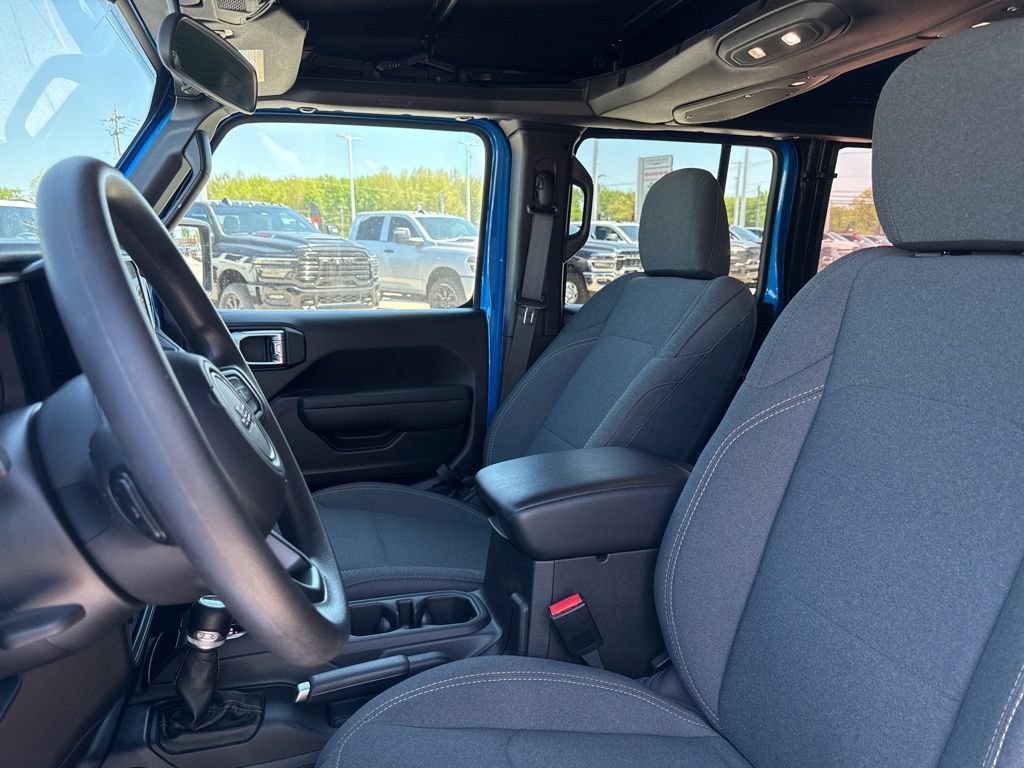 Used 2024 Jeep Wrangler Unlimited Sport AWD/4WD image 45