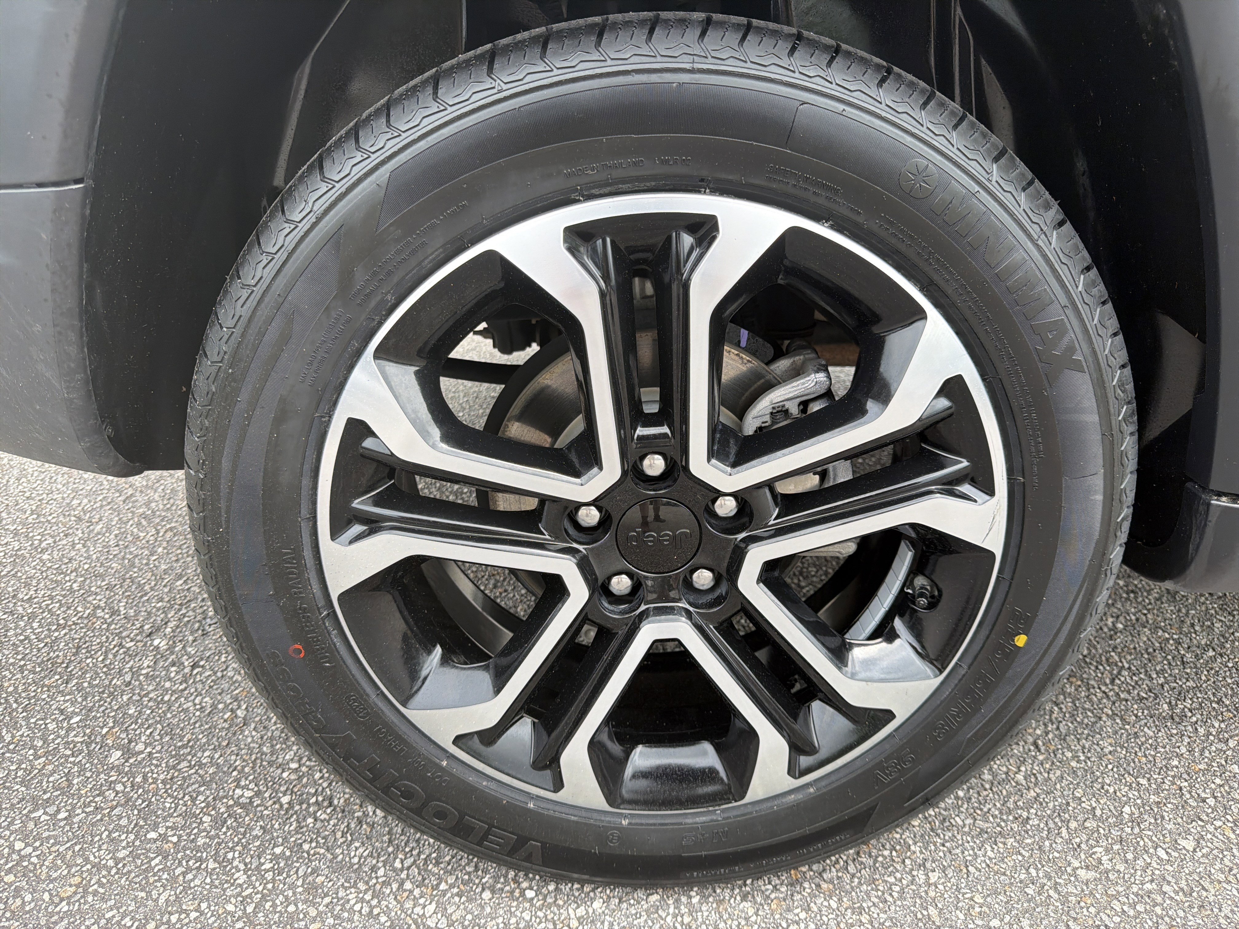 Used 2024 Jeep Compass Limited AWD/4WD image 28
