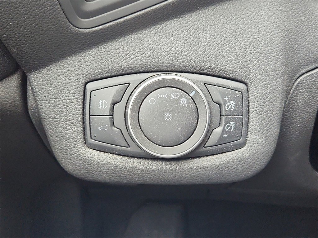 Used 2018 Ford Escape SE w/ SE Sync 3 Package image 15