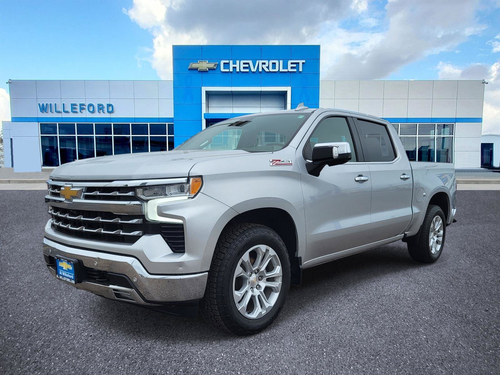 Used 2022 Chevrolet Silverado 1500 LTZ w/ Z71 Off-Road Package AWD/4WD image 1