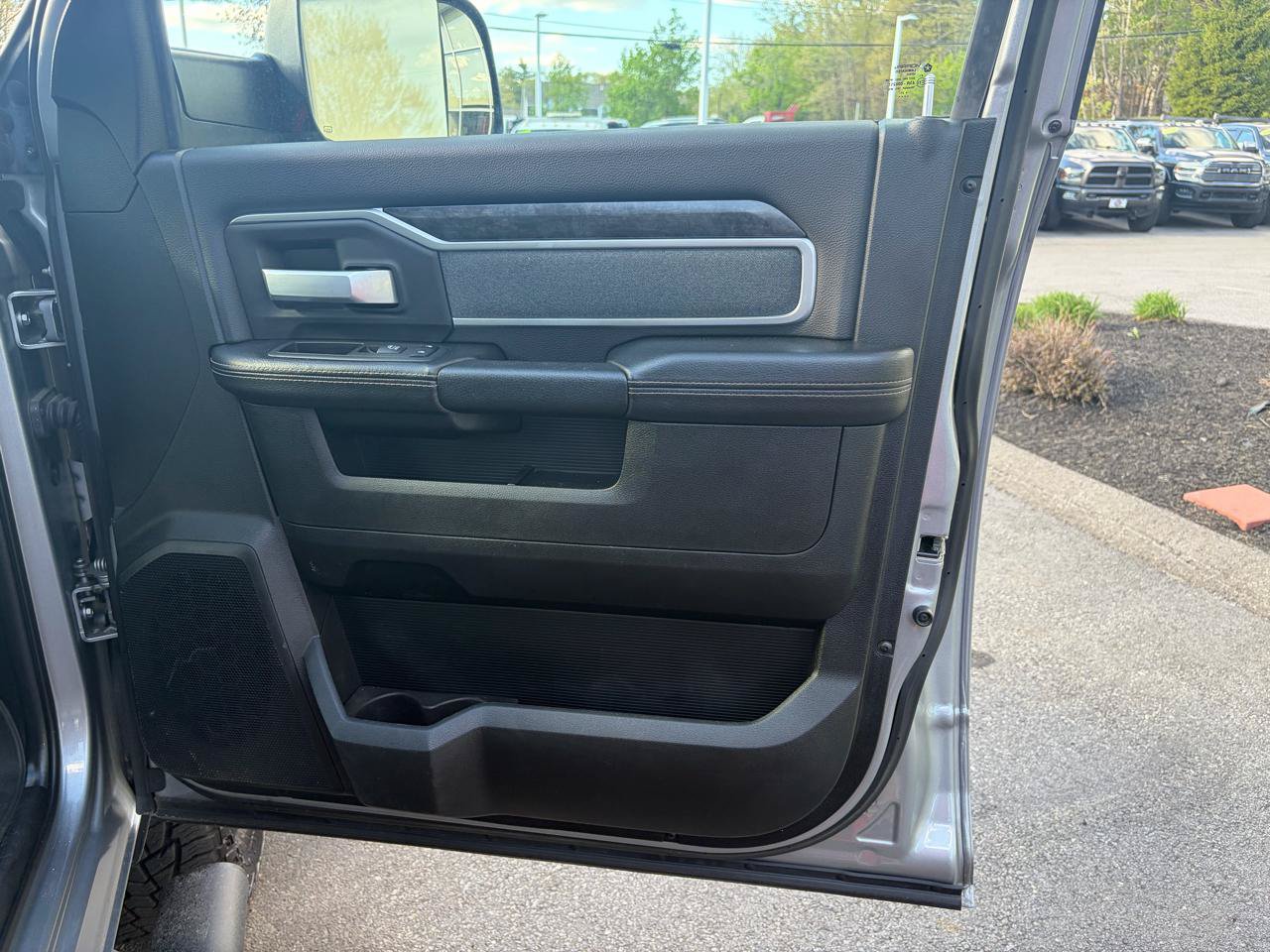 Used 2021 RAM 2500 Big Horn w/ Night Edition AWD/4WD image 49