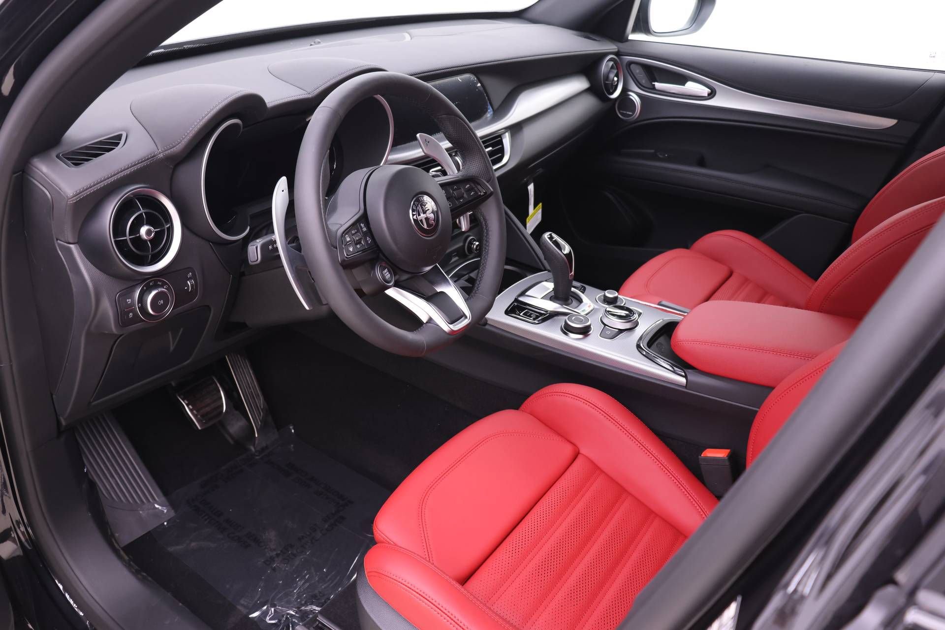 New 2026 Alfa Romeo Stelvio Sprint image 6