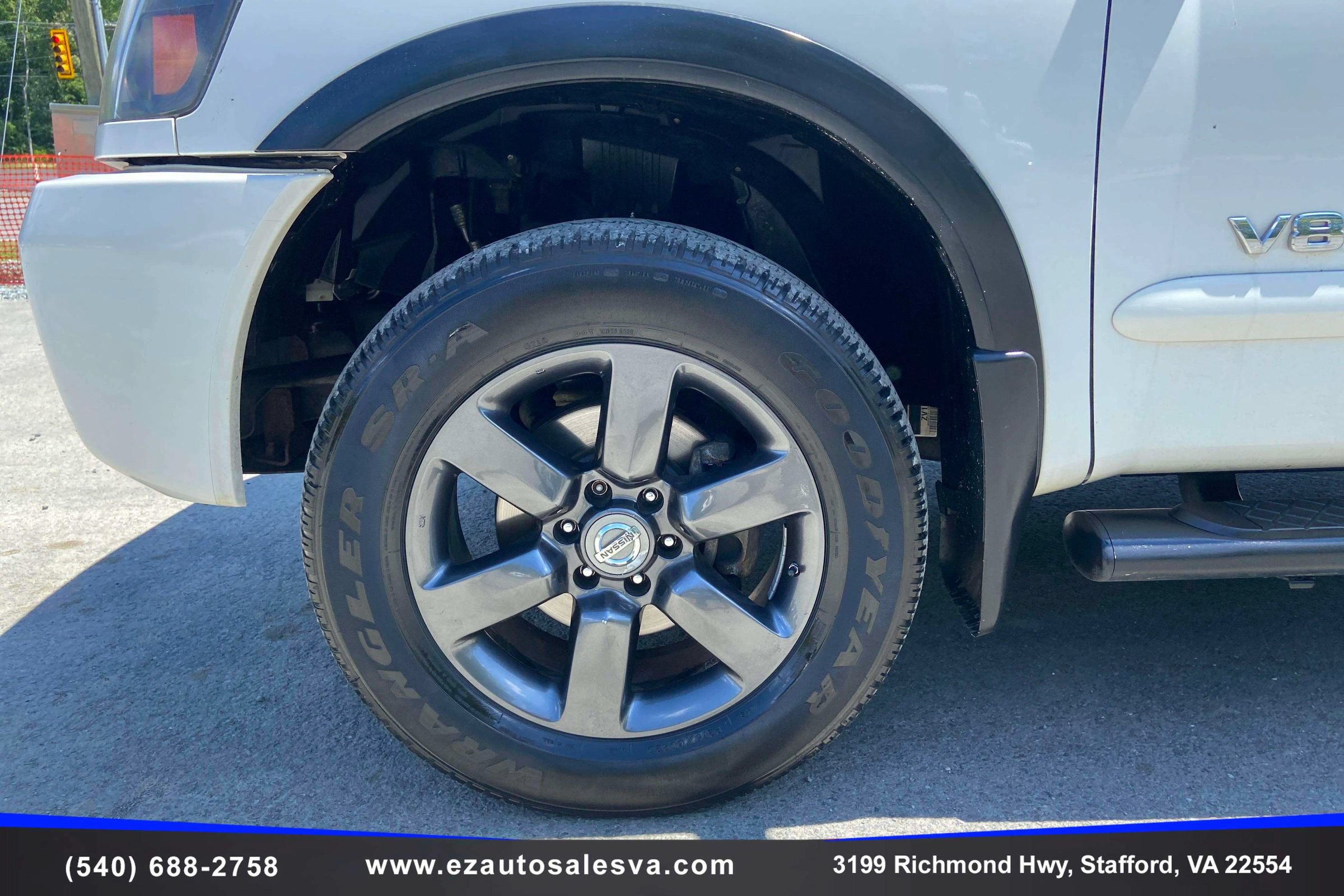 Used 2012 Nissan Titan PRO-4X AWD/4WD image 10