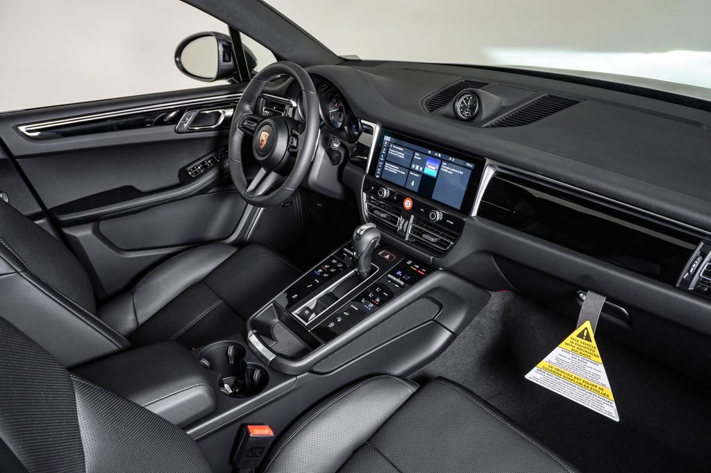 New 2026 Porsche Macan S AWD/4WD image 14