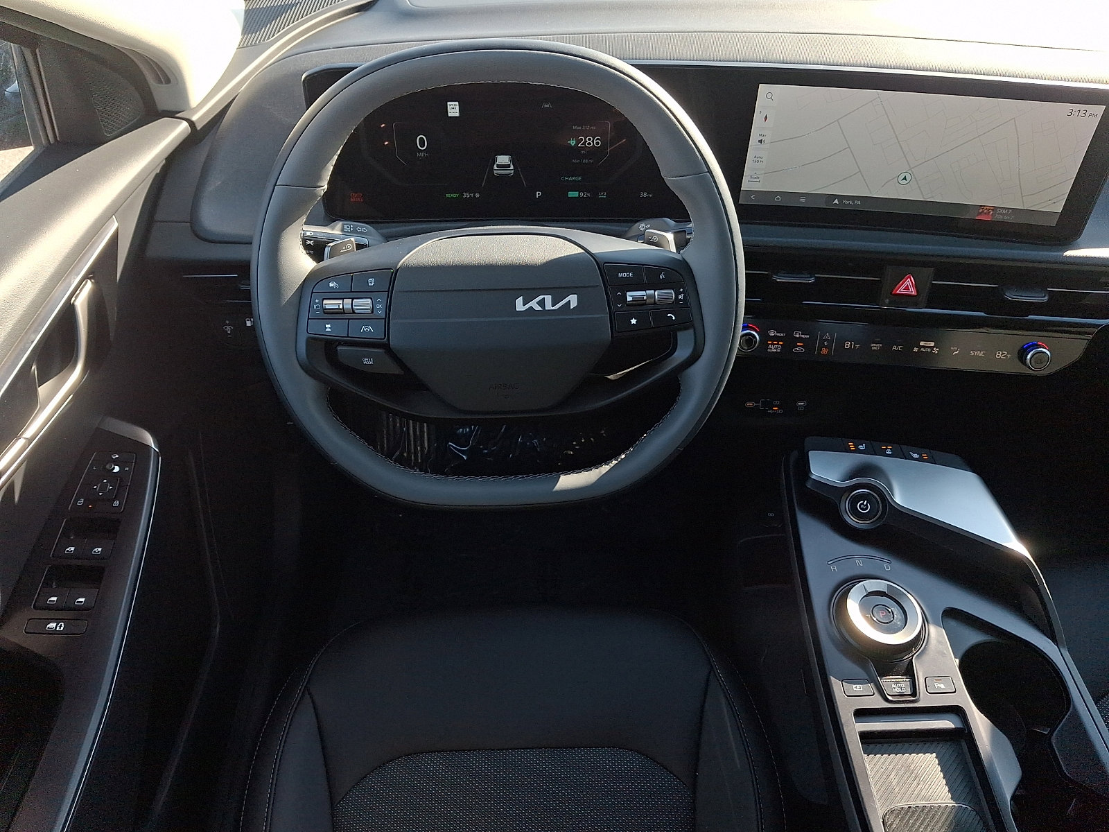 New 2025 Kia EV6 Light w/ Light LR Technology Package AWD/4WD image 10