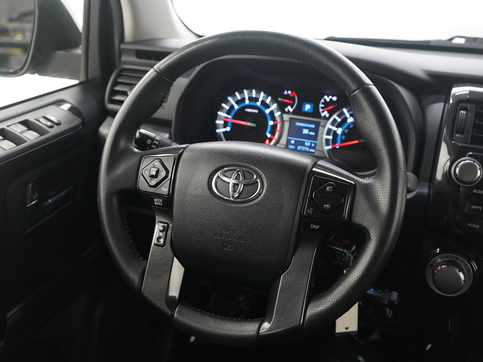 Used 2018 Toyota 4Runner TRD Off-Road Premium image 14