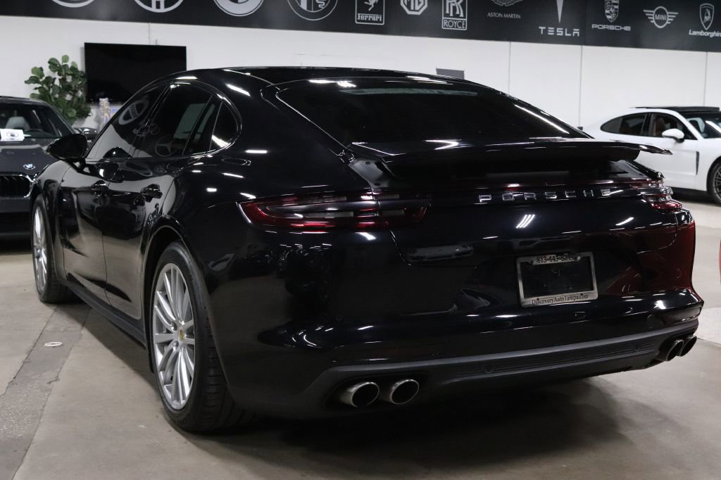 Used 2017 Porsche Panamera 4S image 3