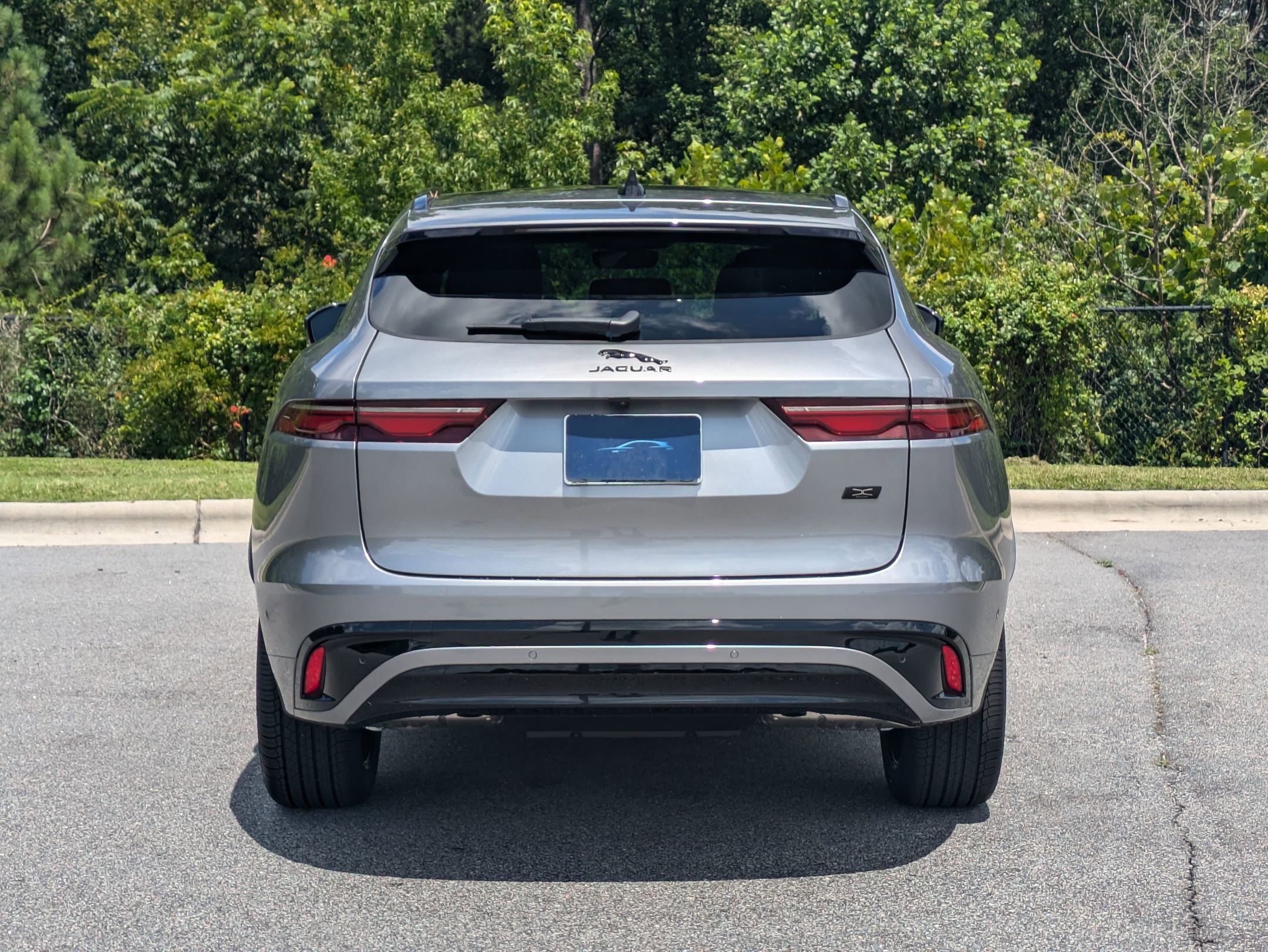 New 2026 Jaguar F-PACE R-Dynamic S image 6