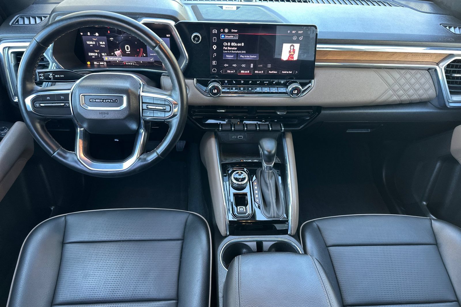 Used 2023 GMC Canyon Denali AWD/4WD image 13