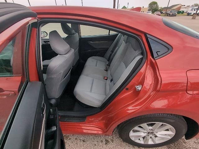 Used 2026 Toyota Camry LE w/ Convenience Package FWD image 10