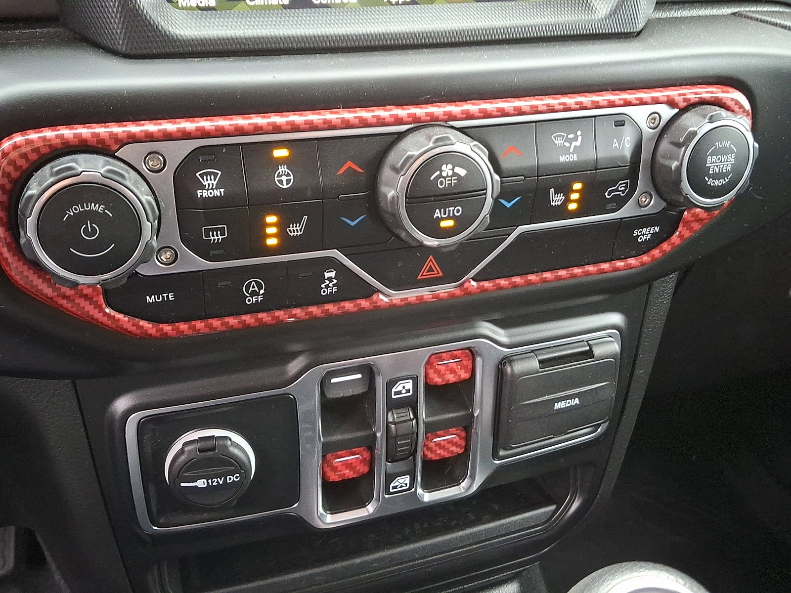 Used 2023 Jeep Gladiator Sport AWD/4WD image 15