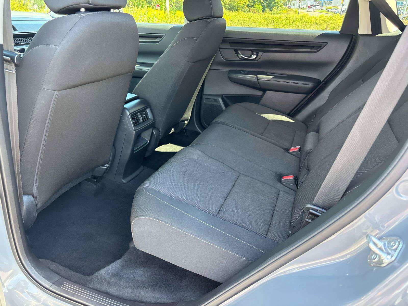Used 2025 Honda CR-V LX image 11