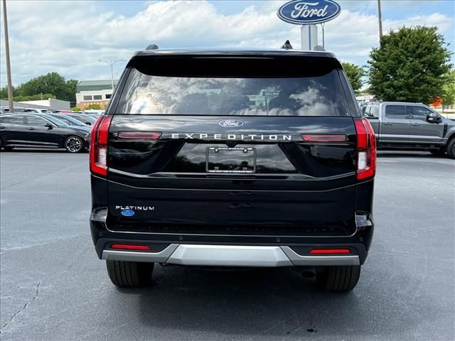 Used 2025 Ford Expedition Platinum AWD/4WD image 5