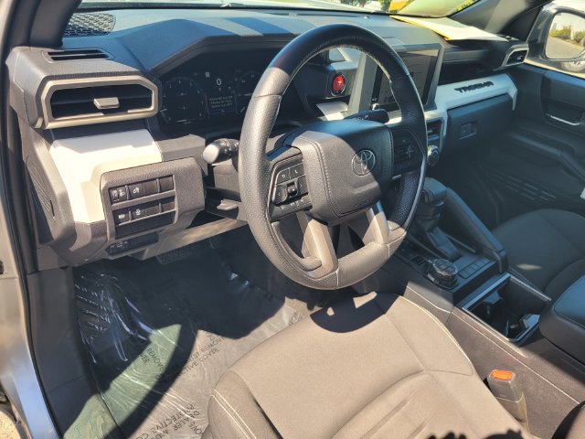 Used 2024 Toyota Tacoma TRD Off-Road AWD/4WD image 12