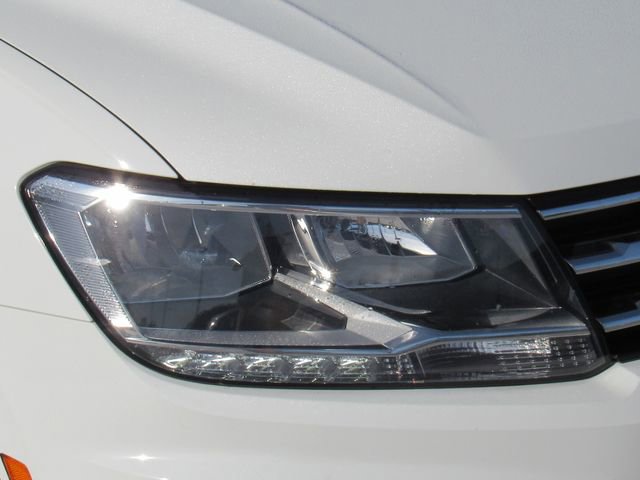 Used 2021 Volkswagen Tiguan S image 9