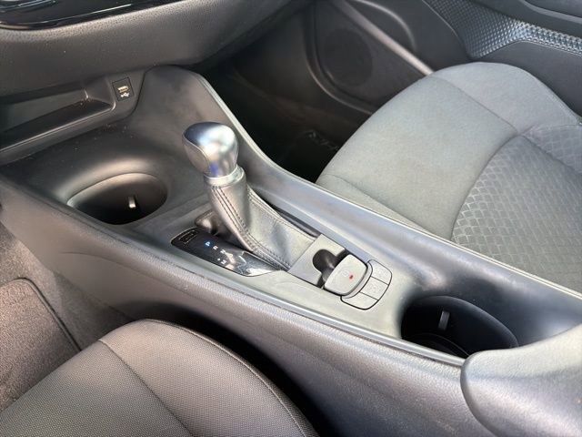 Used 2020 Toyota C-HR LE FWD image 20