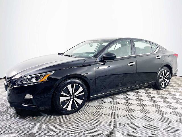 Certified 2022 Nissan Altima 2.5 SV