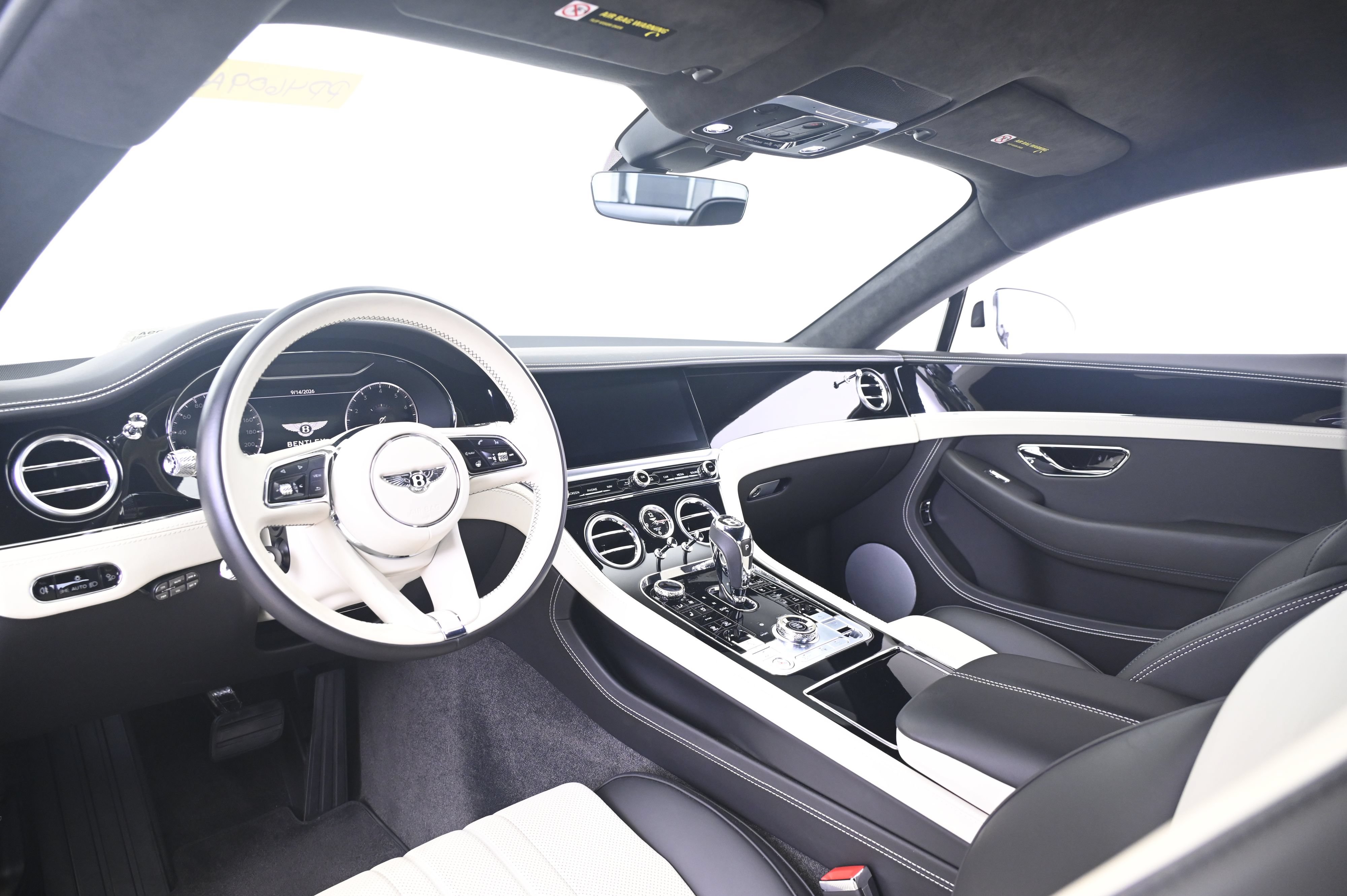 Used 2021 Bentley Continental GT AWD/4WD image 24