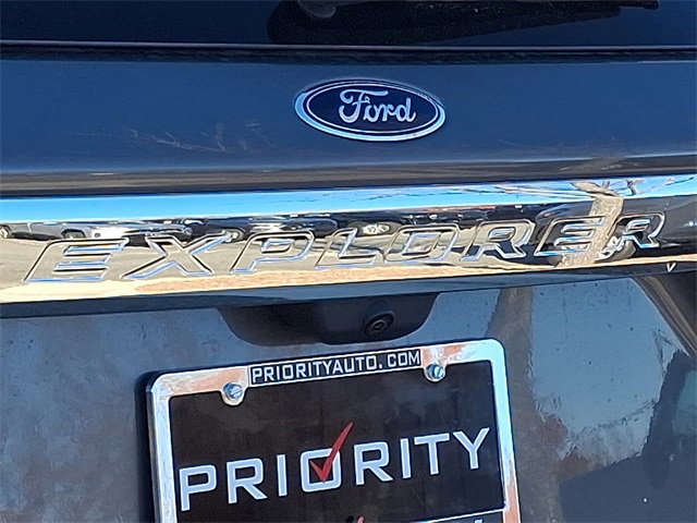 Used 2023 Ford Explorer XLT w/ Equipment Group 202A image 31
