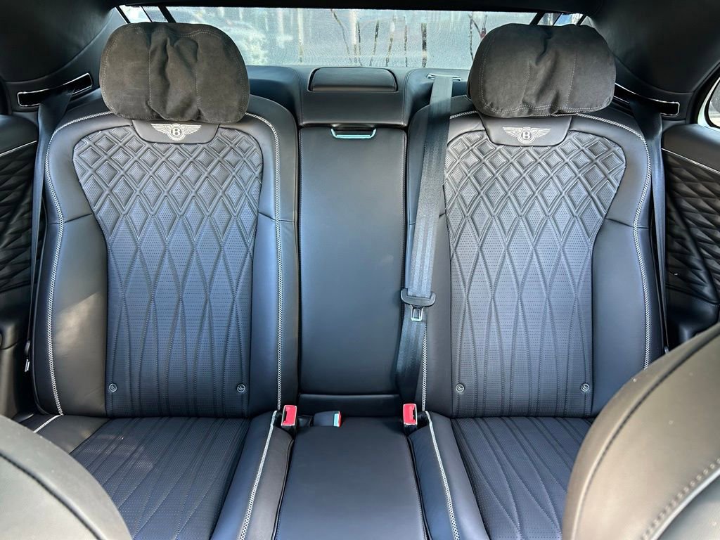 Used 2021 Bentley Flying Spur V8 image 13