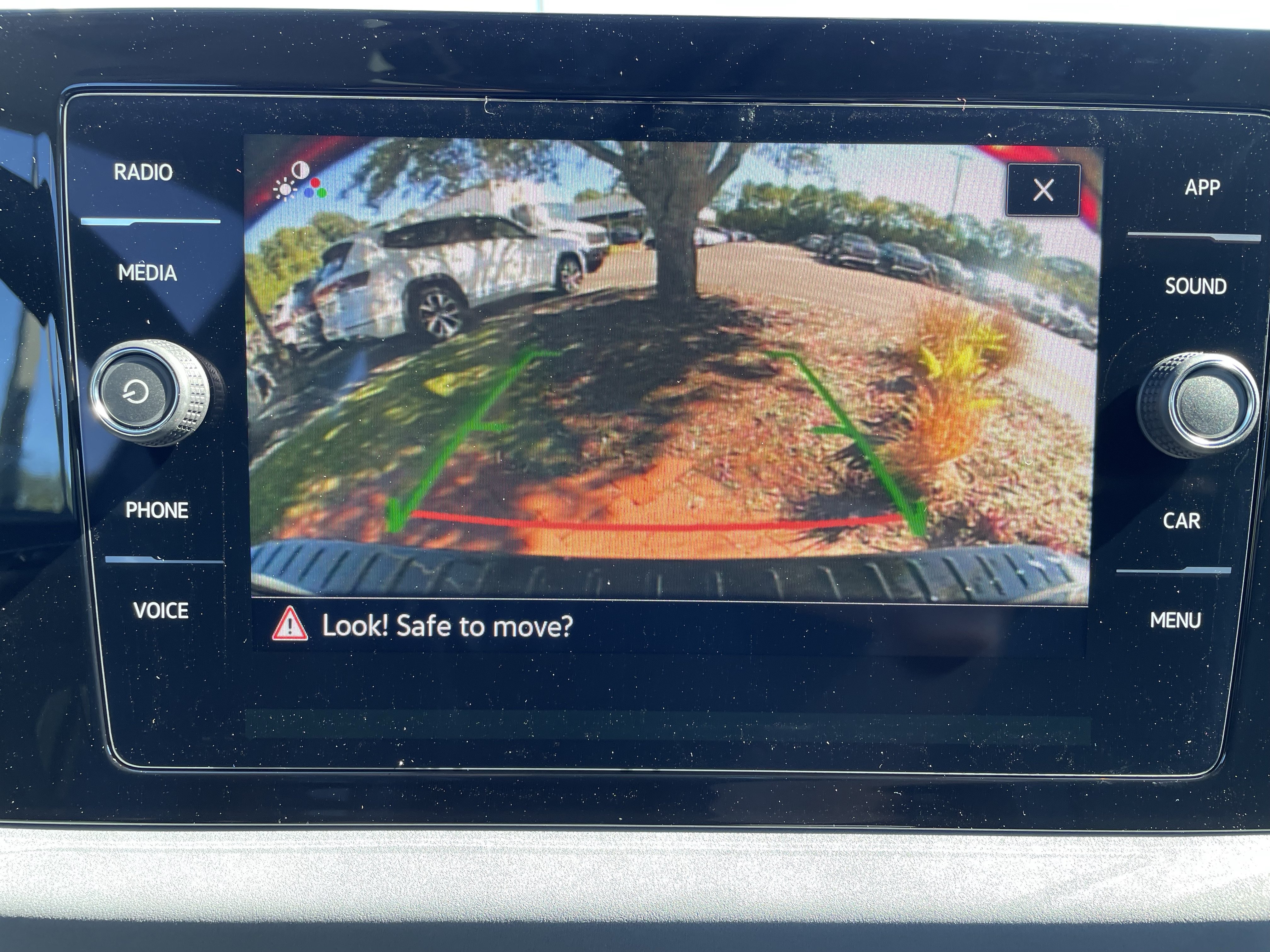 New 2026 Volkswagen Jetta SE FWD image 19